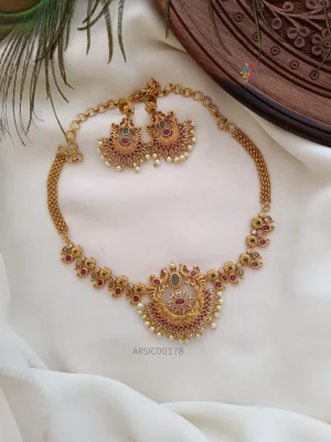 Beautiful peacock AD pearl hanging choker
