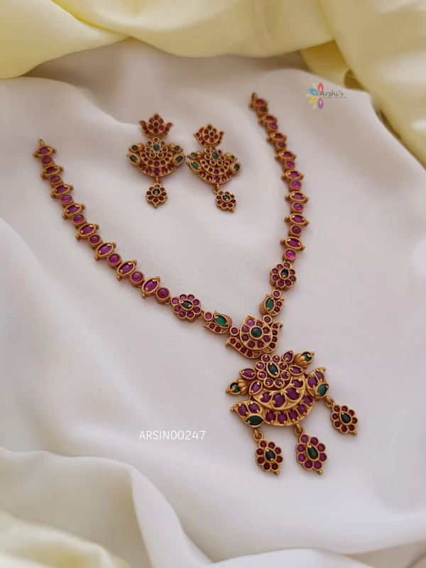 Beautiful real kemp necklace
