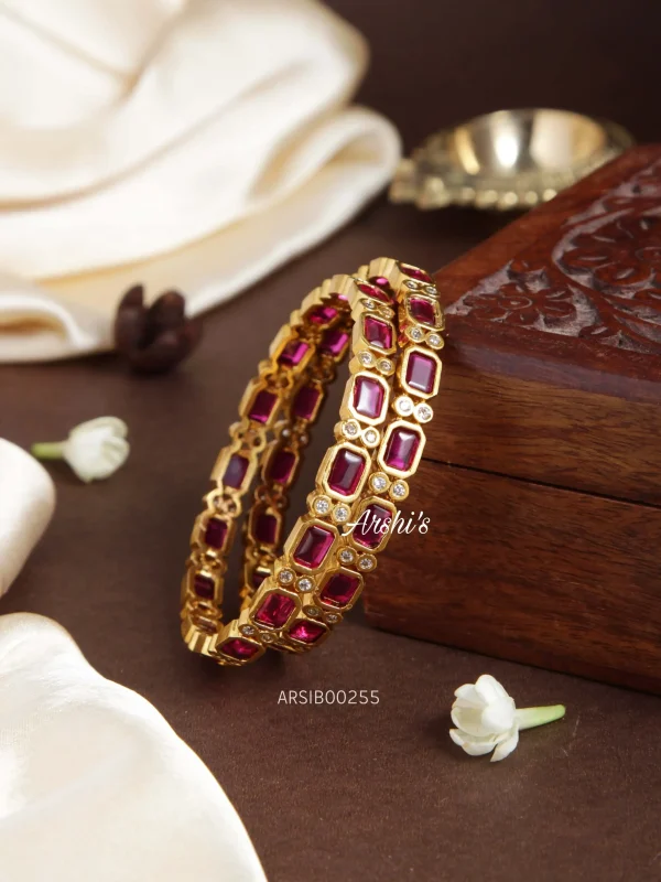 Beautiful Kemp Bridal Bangle