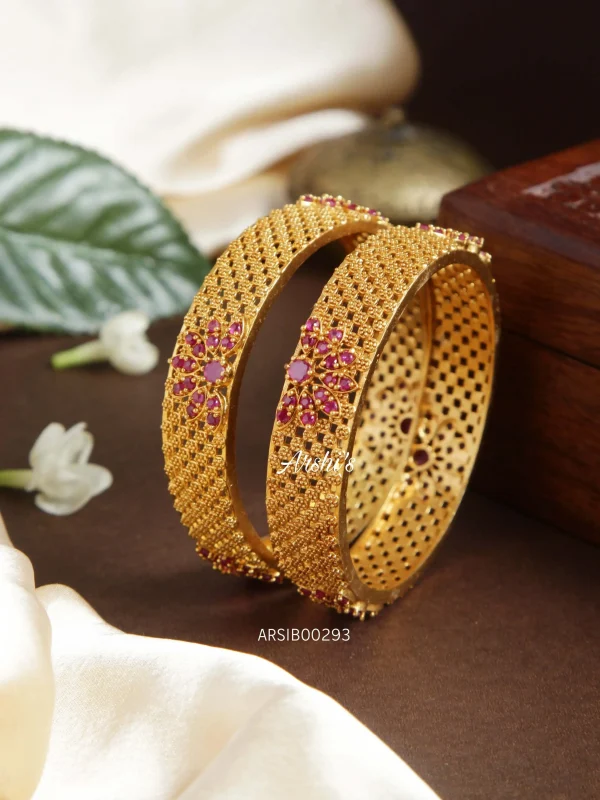 Matt Finish AD Stone Bangles