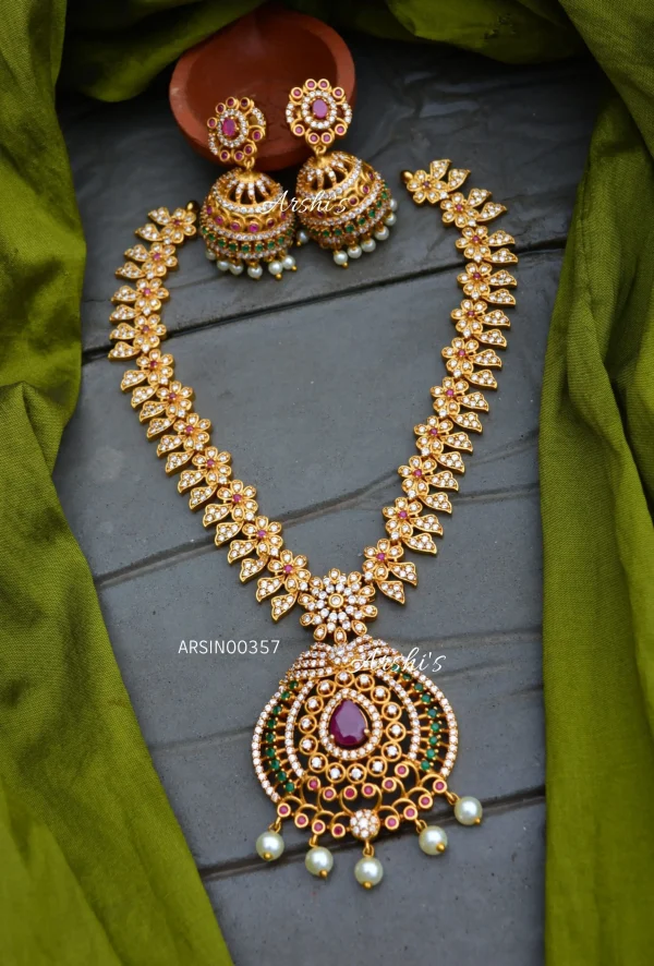 AD Stone Flower Design Necklace