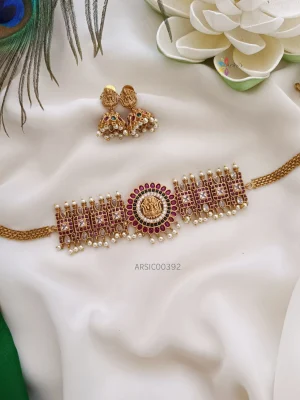 Temple Kemp Stone with Pearl Choker