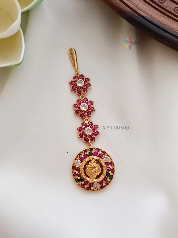 Beautiful Peacock Kemp Flower Design Tikka