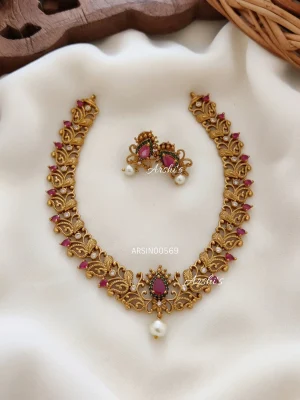 Simple And Elegant Mango Necklace