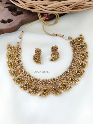 Antique Mango Kemp And Green Necklace