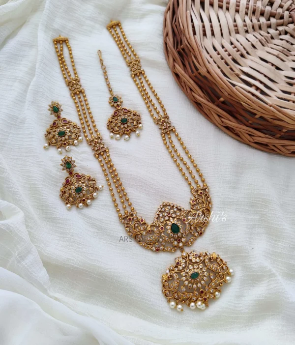 Elegant Three Layer Haram With Maang Tikka