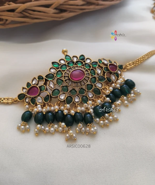 Beautiful Green Beads Choker