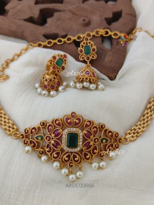 Beautiful Real Kemp And Green AD Choker