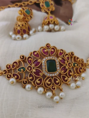 Beautiful Real Kemp And Green AD Choker