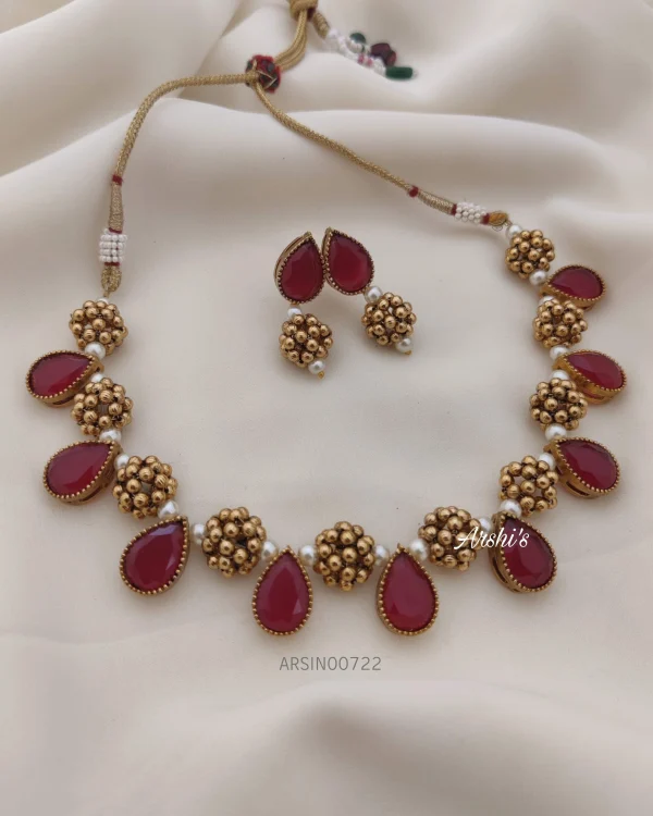 Red Stone Gold Ball Necklace