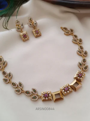 Trendy AD flower design necklace