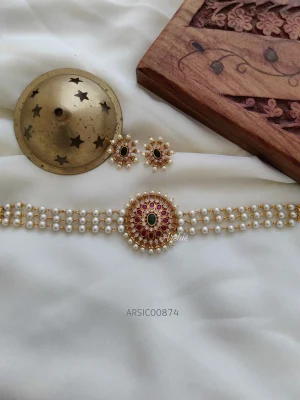 Three Pearl Layer Choker