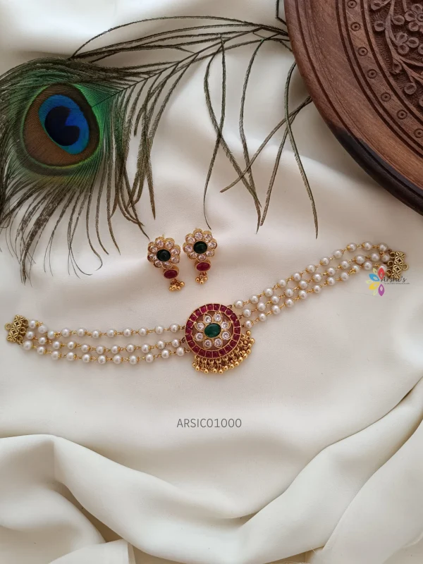 Three Layer Pearl with Stone Pendant Choker