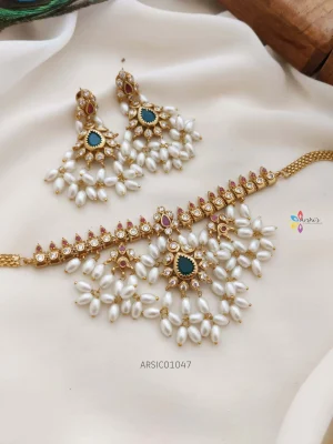 Emerald Guttapusalu Choker