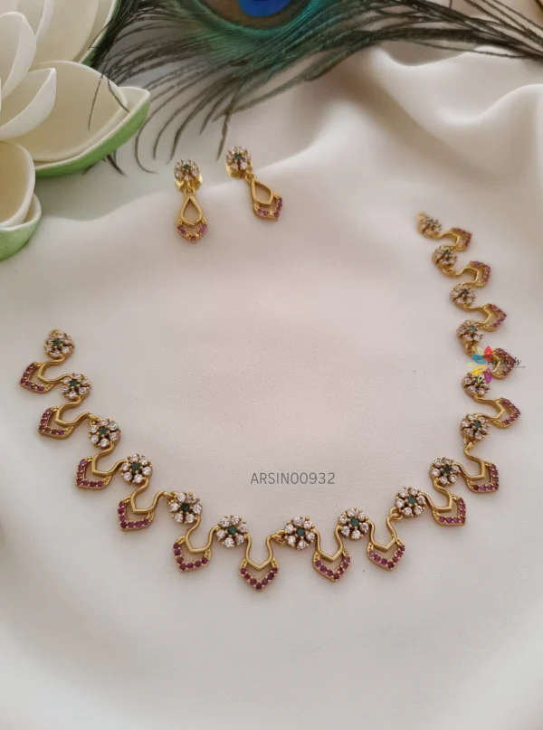 Unique Design Stone Necklace