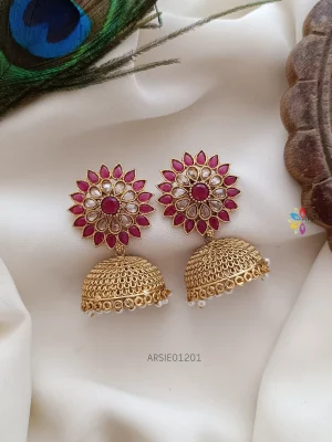 Beautiful flower design jumka
