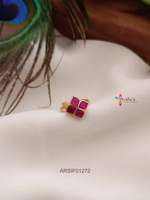Kemp Stone Adjustable Finger Ring