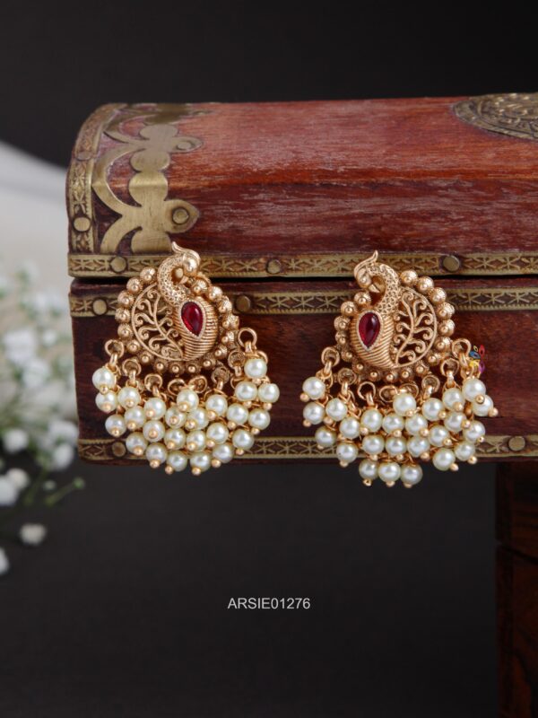Peacock Design Pearl Bunch Earrings
