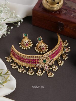 Bridal Kemp and Green Stone Choker