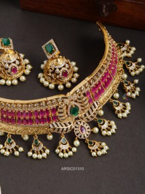 Bridal Kemp and Green Stone Choker