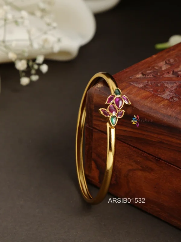 Kemp stone Bracelet Bangle